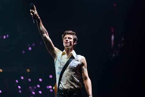 Shawn Mendes Mesmerises With A Show Marked By Intimacy Gig Report