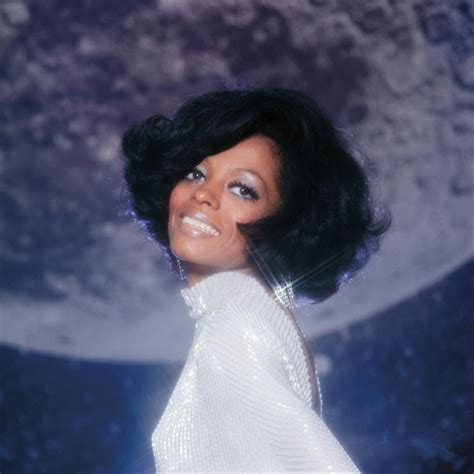 26 Photos Proving Diana Ross Invented The Concept Of Fierce Glamour Celebrities Diana