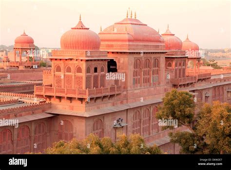Laxmi Niwas Palace Hi Res Stock Photography And Images Alamy