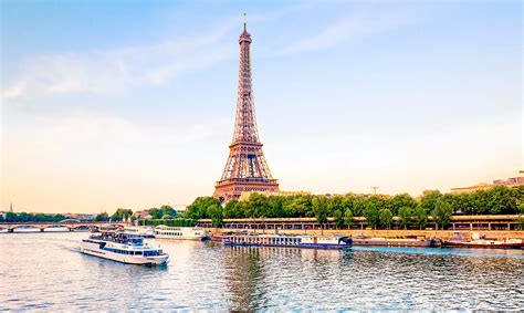 Paris Attractions 12 Top Parisian Sights And Landmarks
