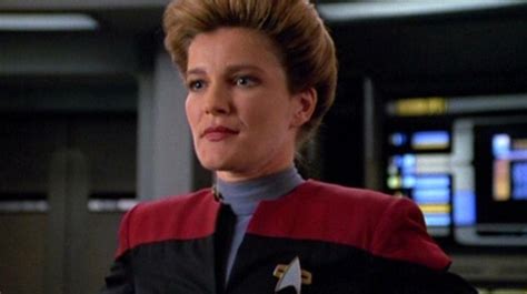 Kate Mulgrews Captain Janeway Makes Her Return In Star Trek Prodigy Lrm