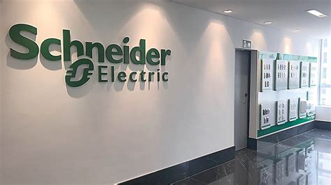 Schneider Electric Türkiye Ile Fullchargerdan şarj Istasyonu Atağı