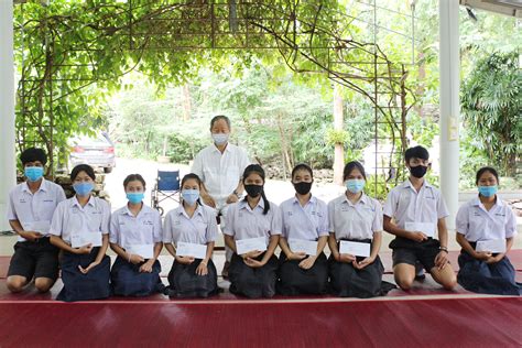 บริษัทฯ กรุงเทพประกันภัย จำกัด (มหาชน) บริษัทประกันวินาศภัยที่มีการบริหารงานดีเด่น อันดับ 1 ติดต่อกัน 3 ปีซ้อน ประจำปี 2554, 2553 และ 2552 ปัจจุบันมีทุน. กรุงเทพประกันภัยมอบทุนการศึกษาต่อเนื่องเป็นปีที่ 27 ...
