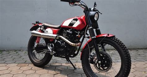 Motor ini pertama kali muncul pada 2005, dan saat itu sering dicaci sebagai motor yang kalau nabrak, akan gampang meledak. Modifikasi Kawasaki Zx 130 Jadi Trail - Jadi Motor Koleksi Intip Sejarah Perjalanan Kawasaki ...