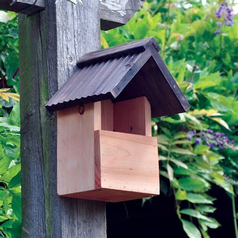 Deluxe Wooden Bird Nesting Box Bonningtons
