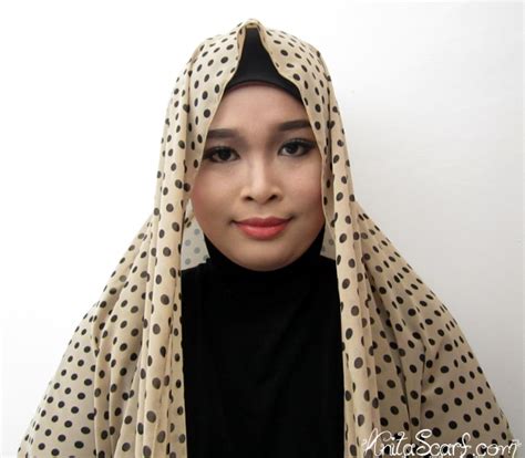 Tutorial Hijab Untuk Kerja Atau Ke Kantor Tutorial