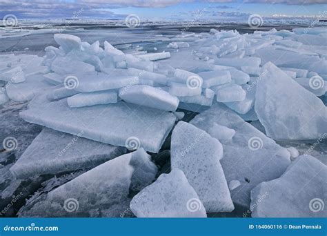 Blue Ice Shards Lake Michigan Stock Foto Image Of Nave Meer 164060116