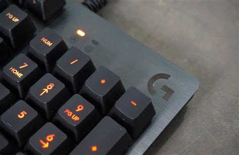 Id Review Keyboard Gaming Mekanis Logitech G512 Carbon