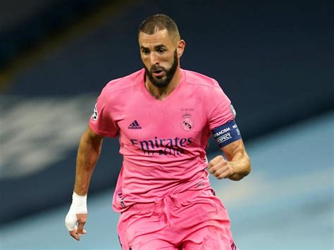 Karim benzema was born on 19th december 1987 by hafid benzema in the city of lyon, france by (father) and wahida djebbara (mother). Zinedine Zidane hails match-winner Karim Benzema as Real Madrid join leaders | Express & Star
