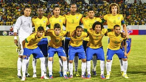 البرازيل وإسبانيا وإيطاليا وأوروغواي وألمانيا و الأرجنتين و فرنسا هي المنتخبات الوحيدة. Ysportnet: منتخب البرازيل في سطور