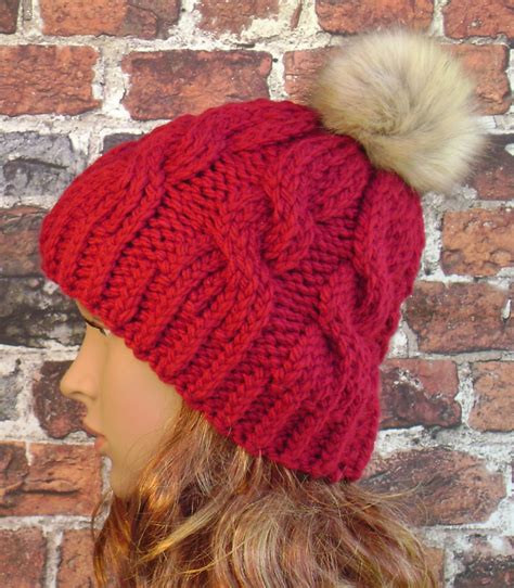 Cable Knit Beanie - Knit Tutorials - Women Hat