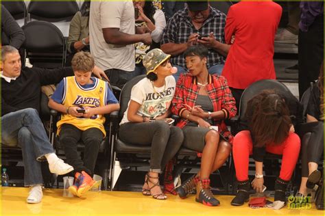 Photo Rihanna Bff Melissa Forde Hold Hands At Lakers Game Photo Just Jared