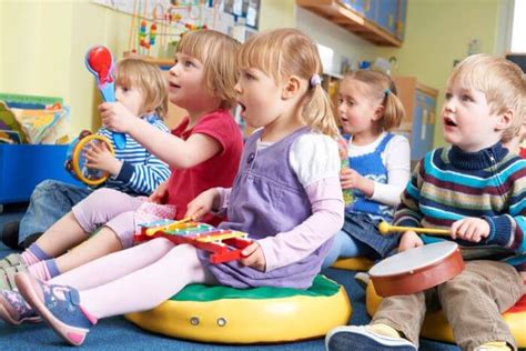 When Is The Best Time To Take Babies To Kindergarten