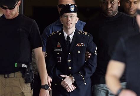 Pfc Bradley Manning Sentenced To Years In Prison For Wikileaks Case