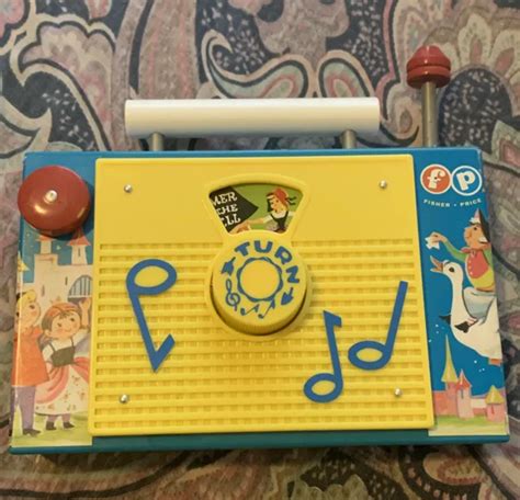 Fisher Price Tv Radio Wind Up Musical Toy Farmer In The Dell 1960s