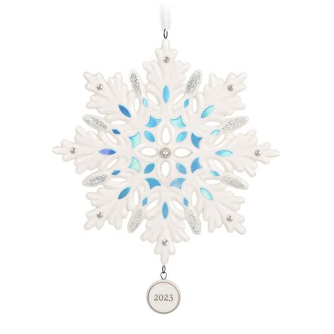 2023 Snowflake Hallmark Premium Ornament Hooked On Hallmark Ornaments
