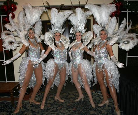 Showgirl Feather Tail Google Search Showgirl Costume Showgirls Vegas Showgirl