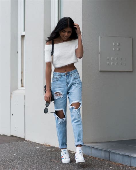 5 Of The Most Trendy Ways To Wear Ripped Jeans Ripped Biker Jeans Cute