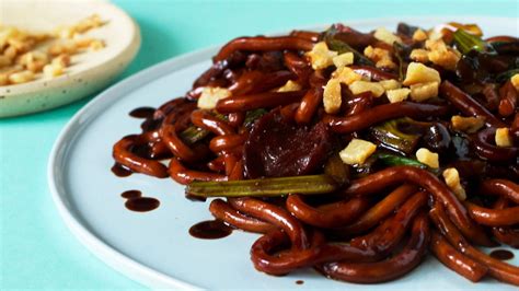 Kalau nak order mee kolok atau mee sapi di sarawak, selalunya akan ditanya nak yang kering, goreng atau sup. Resipi Yee Mee Kicap - Resepi Bergambar