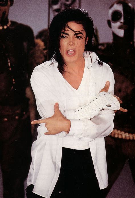 Michael jackson black and white photography. "Black or White" Set - Michael Jackson Photo (7357397 ...