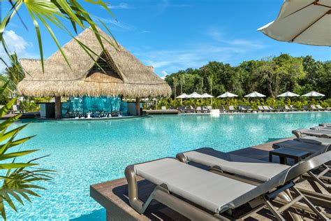In the show, a group of singles live in a luxurious hotel resort, competing to see who can stay in the hotel the longest. Ocean Riviera Paradise - Riviera Maya - Hotel Ocean ...