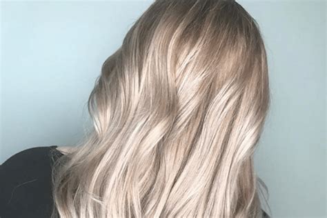 Champagne Hair Is The Prettiest Way To Go Blonde—heres How To Get