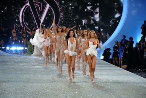 New York Ny November 13 Models Walk The Runway Finale At The 2013 Victoria S Secret Fashion