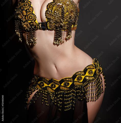 Arabian Hot Belly Dancer