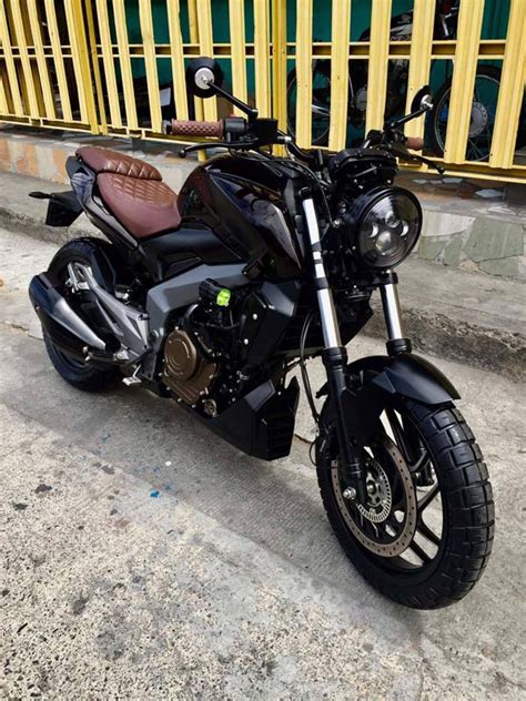 Kawasaki Bajaj Dominar 400