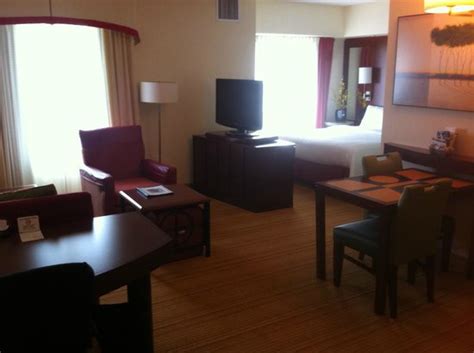 Conveniently located near some of pittsburgh's finest entertainment destinations. Guest room - Picture of Residence Inn Pittsburgh North ...