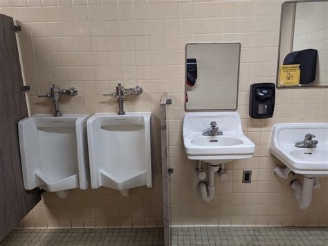 These Side By Side Urinals In My College Rmildlyinfuriating
