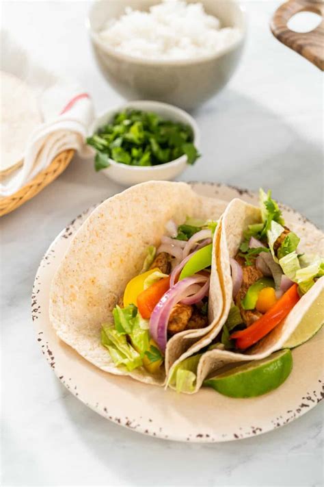 Chicken Fajita Tacos Salad Recipe Colleen Christensen Nutrition
