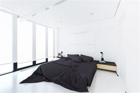 Up to 70% off top brands & styles. 40 Serenely Minimalist Bedrooms To Help You Embrace Simple ...