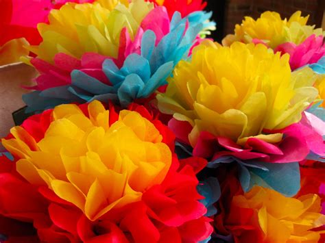 A couple years ago i planted a huge bag of hyacinth flowers in my front yard next to a bench. Making Fiesta Flowers Kids Workshop - Columbia Center for ...