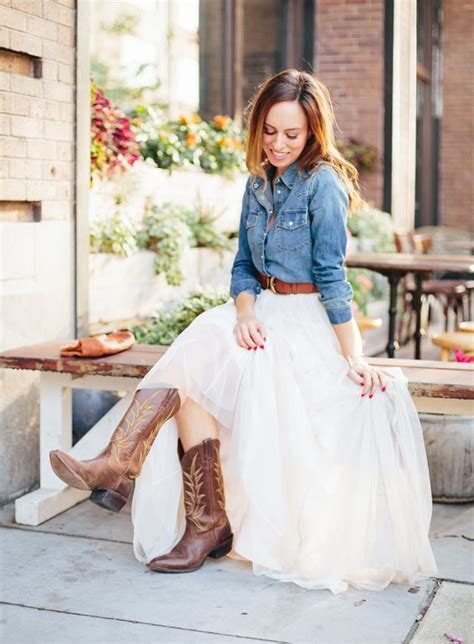 Sydne Style What To Wear To A Western Wedding Tulle Skirt Denim Shirt