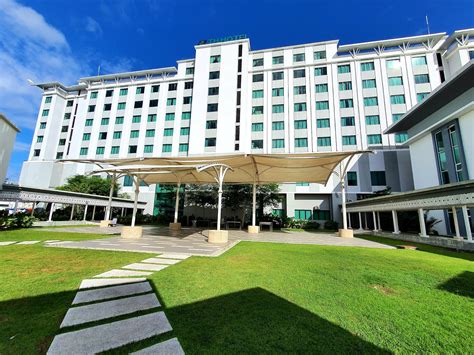 The four hotels are th hotel kota kinabalu, th hotel bayan lepas, th hotel and convention centre alor setar and th hotel and convention centre kuala terengganu. Hotel Tabung Haji (TH Hotel) Alor Setar Mengutamakan ...