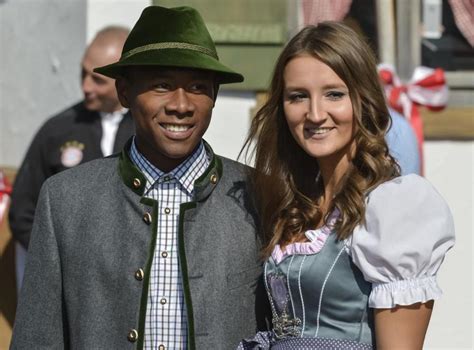 In these page, we also have. David alaba y su novia katja. | Deportes | EL MUNDO