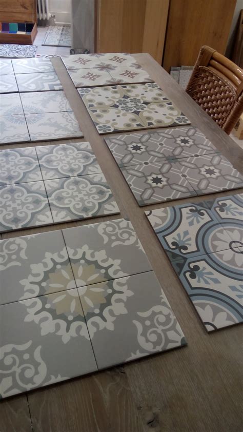 Tile tech is a leading manufacturer of roof pavers & pedestal pavers used with porcelain pavers, ipe wood deck tiles, concrete pavers, deck support pedestals or adjustable pedestal systems.our complete product lines transforms any. Revoir Paris (Ceramic tile / Keramische tegel) 20x20 ...
