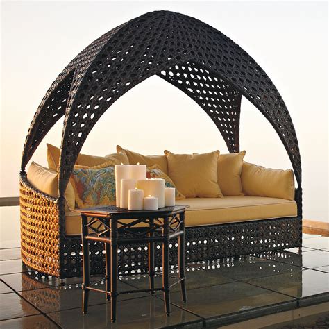Manufacture of bali out of doors. Bali Daybed - Curl up comfortably and escape to the inner ...