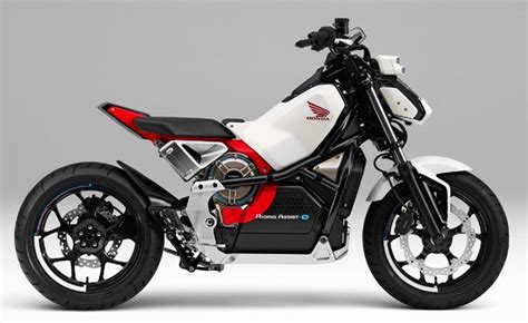 Self Balancing Honda Riding Assist E Concept Headed For 2017 Tokyo Motor Show