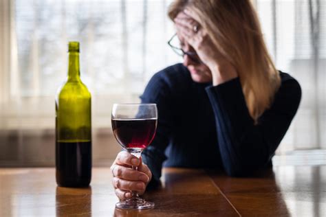 Female Alcohol Use And Alcoholism Alcoholism In Women