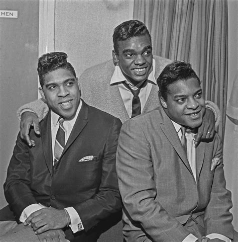 rudolph isley founding member of randb group the isley brothers dead at 84