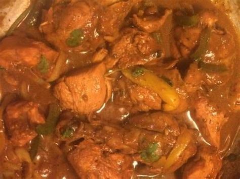 Para acompañar, patatas al romero asadas en el horno. Pollo guisado al estilo Dominicano | Receta | Pollo ...