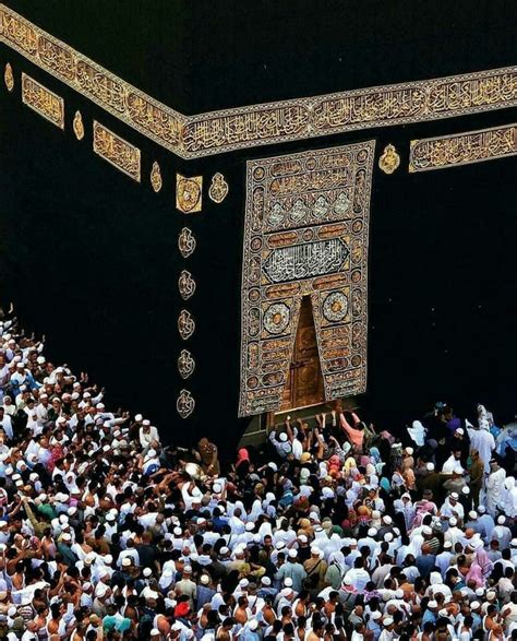 A collection of the top 48 kaabah wallpapers and backgrounds available for download for free. Pin by ꪑꪮⅈꪀ'ડ 𝕥ꫝⅈꪀ𝕜ⅈꪀᧁ on M A K K A H in 2020 | Makkah ...