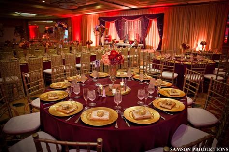 Maroon gold wedding jago, wedding decorated jago for decoration, punjabi wedding decorated jago. Gold Table Decoration Ideas Photograph | Pakistani Wedding R