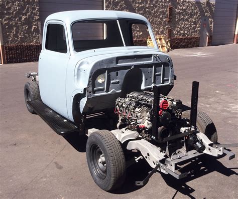 Tech This Out 49 Chevy Gets An S 10 Chassis Swap Street Trucks