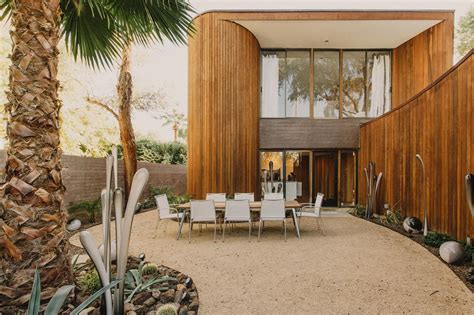 1980s manor house revitalized into a captivating contemporary home. 1980s Contemporary Home Undergoes Restoration for ...