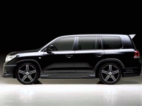 Рама нового land cruiser 300 жестче на 20% и существенно легче (вес кузова и рамы уменьшился на 200 кг). Тойота Ленд Крузер 300 когда выйдет пока точно не известно ...