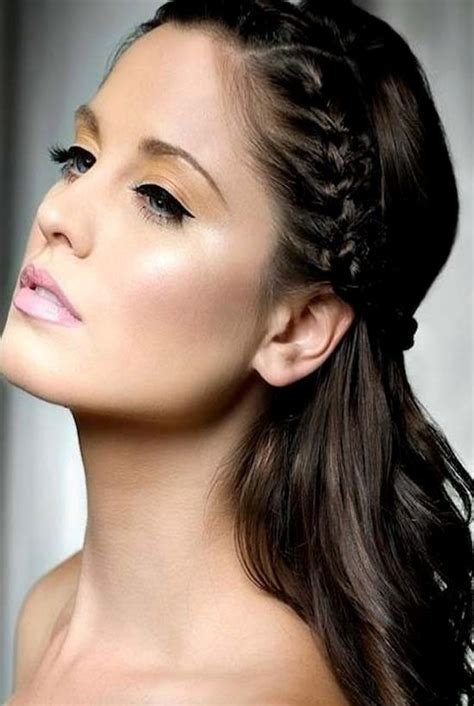 Your ultimate resource for hair inspiration, styling tips, hair care advice, expert tutorials and more. Perfect Hair Styles For Party Occasions | Indian Gorgeous ...