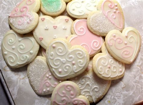 Absolutely fabulous sugar cookie icing! Kittencals Buttery Cut-Out Sugar Cookies W Icing That ...